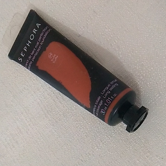 Sephora 54, truffle matte foundation - Picture 1 of 5